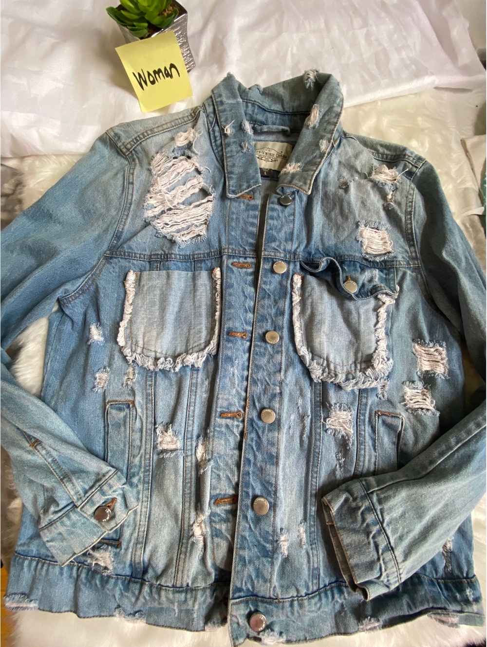 Ashley Vintage Charm Distressed Light Blue Denim Jacket Size